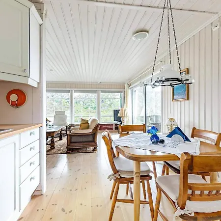 Сasa de vacaciones 10 Person In Kalvag-by Traum
