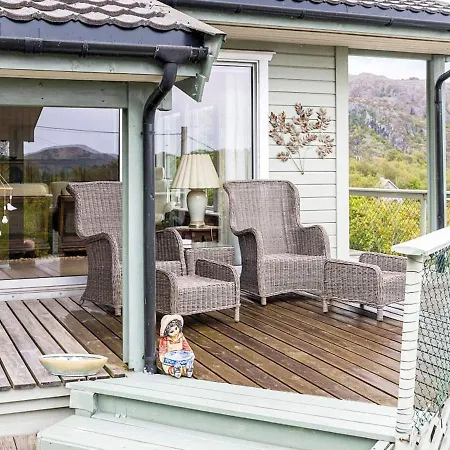Feriehus 10 Person In Kalvag-by Traum