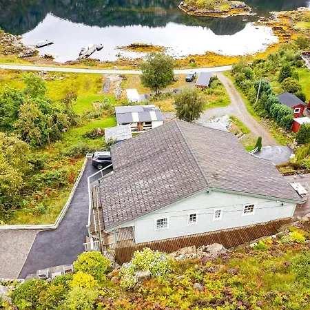 10 Person In Kalvag-by Traum Feriehus Kalvåg